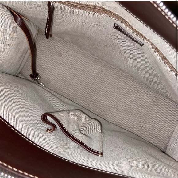 EUC. DOONEY & BOURKE BAG - Picture 2 of 8